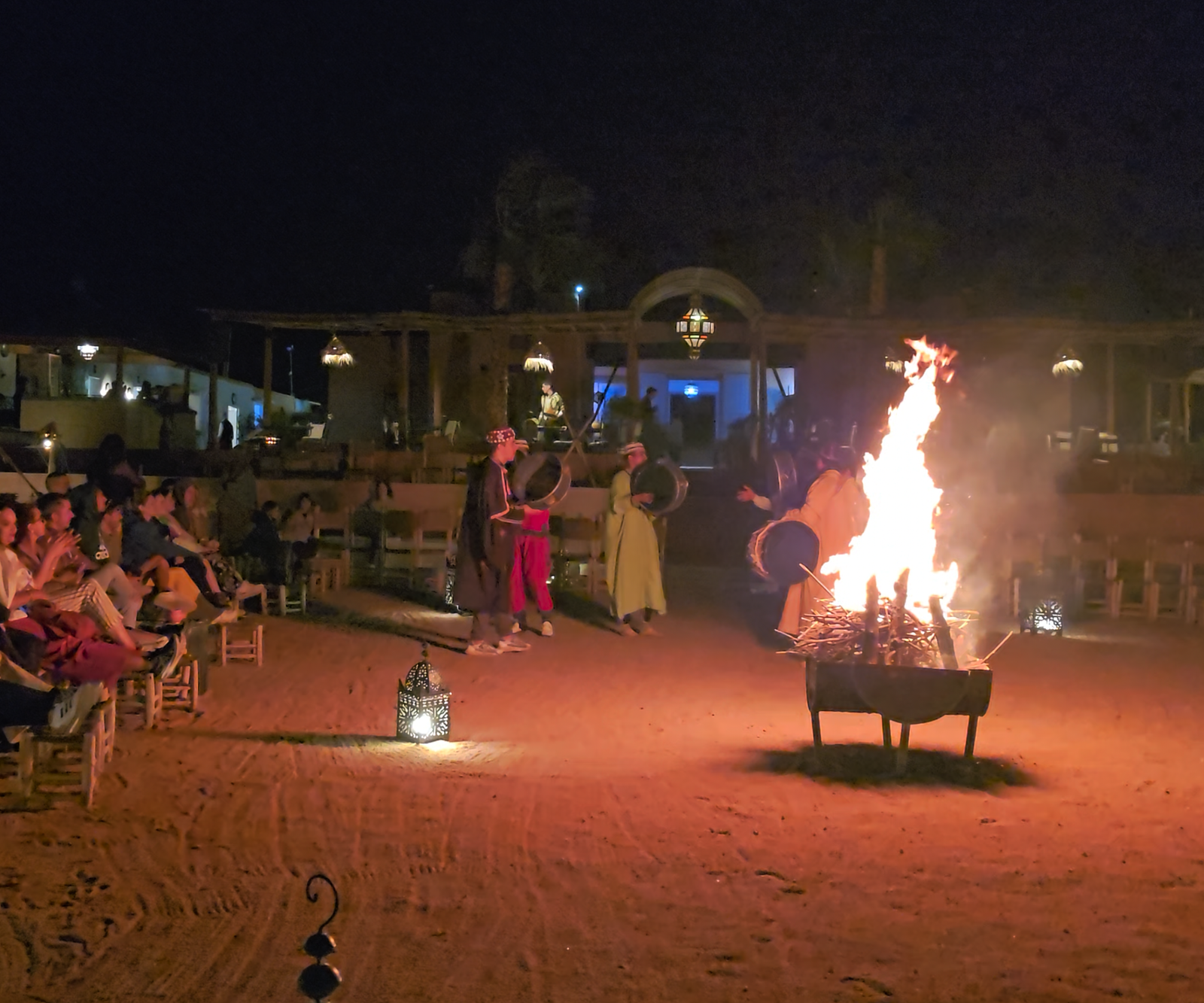 Agafay Desert 2 Hours Quad Bike Tour & Dinner Show Package